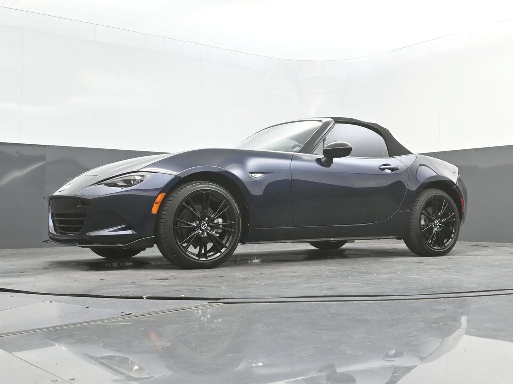 Used 2025 MAZDA MX-5 Miata Club RWD image 33