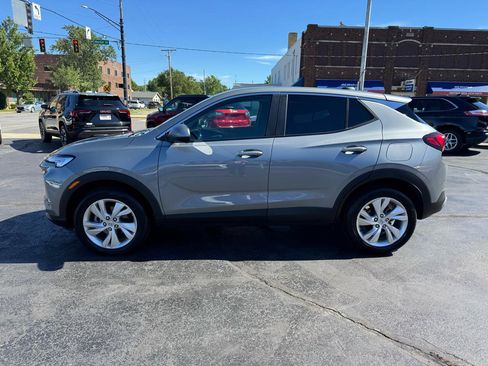 Used 2024 Buick Encore GX Preferred w/ Comfort Package AWD/4WD image 8