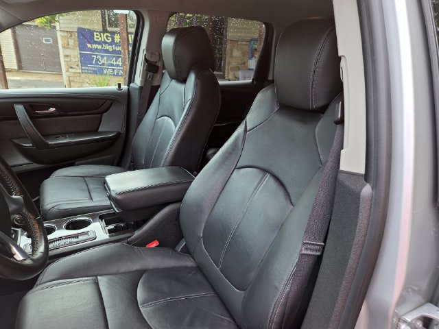 Used 2017 Chevrolet Traverse LT AWD/4WD image 21