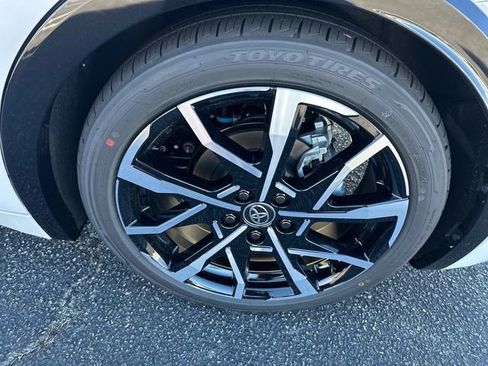 Used 2026 Toyota Prius Plug-In Hybrid w/ Limited Premium Package image 5