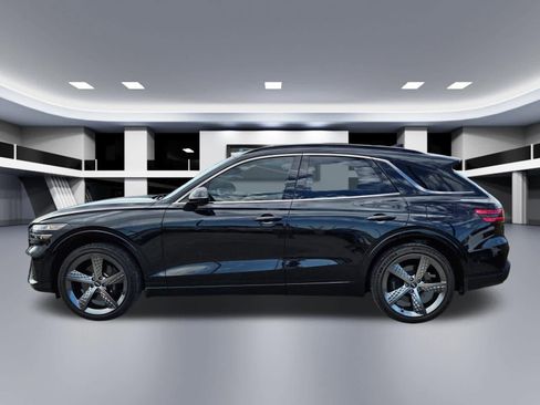 Used 2023 Genesis GV70 2.5T w/ Sport Prestige Package AWD/4WD image 3