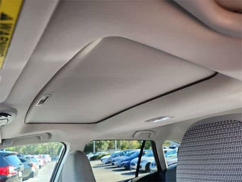 Used 2025 Subaru Outback Premium image 17