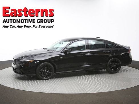 Used 2025 Honda Accord SE image 59