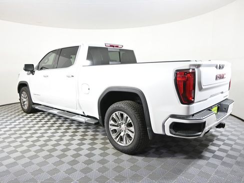 Used 2023 GMC Sierra 1500 Denali AWD/4WD image 4