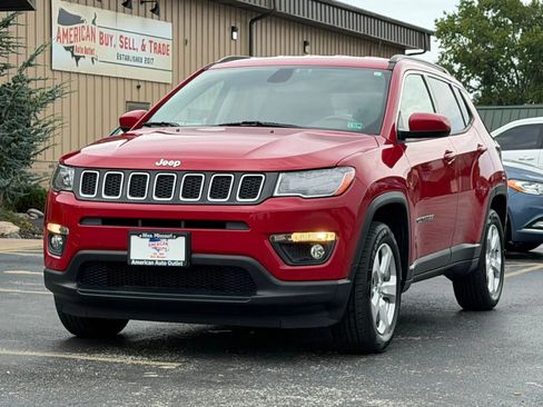 Used 2019 Jeep Compass Latitude w/ Popular Equipment Group AWD/4WD image 6