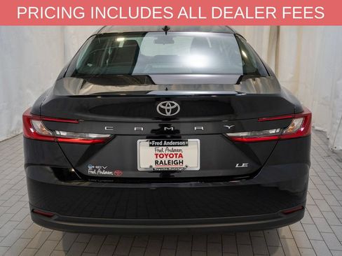 Certified 2025 Toyota Camry LE FWD image 4