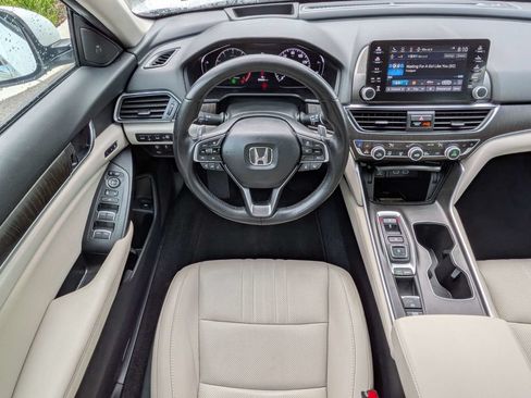 Used 2022 Honda Accord Touring image 15