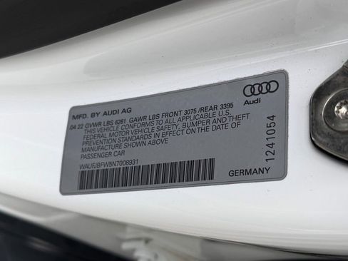 Certified 2022 Audi e-tron GT Premium Plus image 38