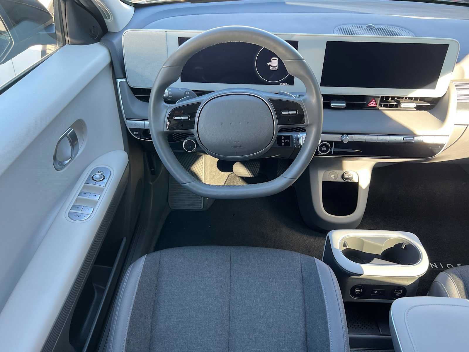 Used 2024 Hyundai Ioniq 5 SEL RWD image 40