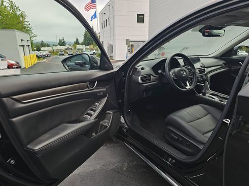 Used 2019 Honda Accord EX-L image 22