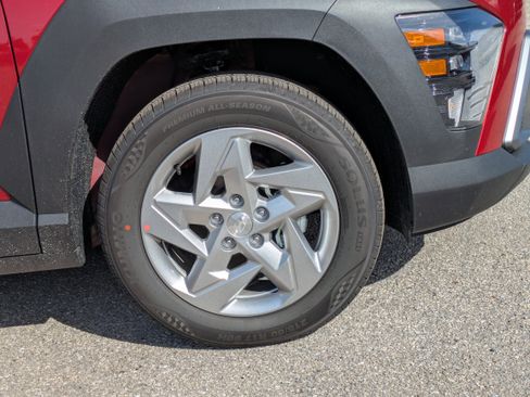 New 2026 Hyundai Kona SE image 11