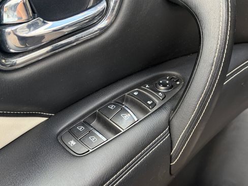 Used 2019 INFINITI QX80 Limited AWD/4WD image 15