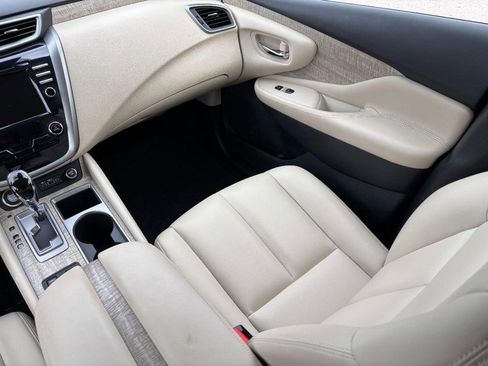 Used 2023 Nissan Murano SV image 15