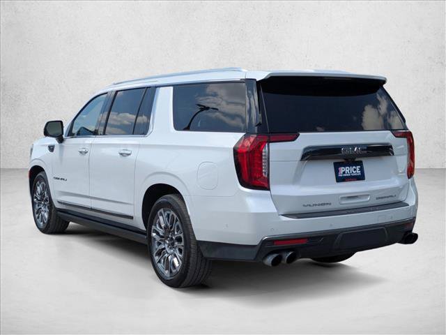 Used 2023 GMC Yukon XL Denali Ultimate AWD/4WD image 7