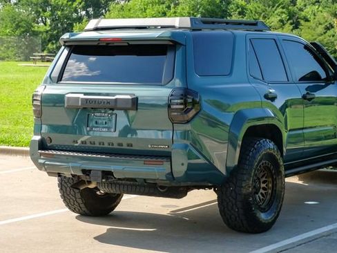 Used 2025 Toyota 4Runner Trailhunter AWD/4WD image 12