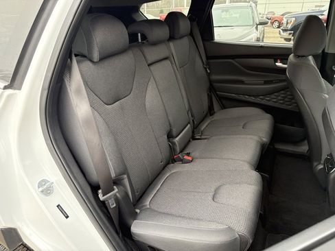 Used 2022 Hyundai Santa Fe SEL w/ Convenience Package image 9