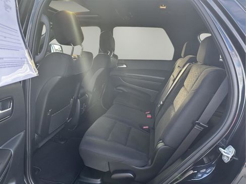 Used 2024 Dodge Durango SXT w/ SXT Blacktop Group AWD/4WD image 5