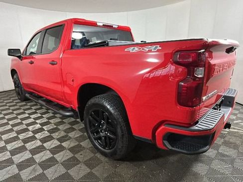 Used 2024 Chevrolet Silverado 1500 Custom AWD/4WD image 4