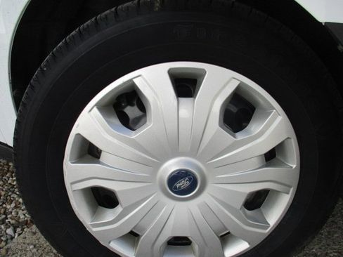 Used 2022 Ford Transit Connect XL image 26