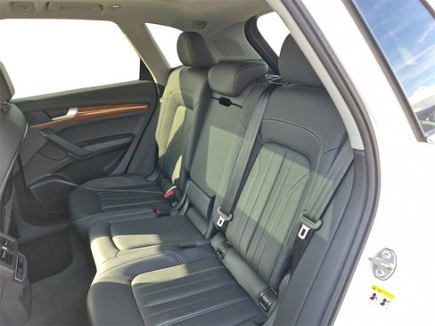 Used 2023 Audi Q5 2.0T Premium Plus image 33