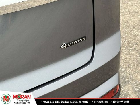 Used 2025 Volkswagen Atlas Cross Sport SE w/ Panoramic Sunroof Package AWD/4WD image 10