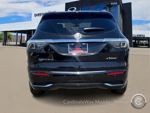 Used 2024 Buick Enclave Avenir w/ Avenir Technology Package image 7