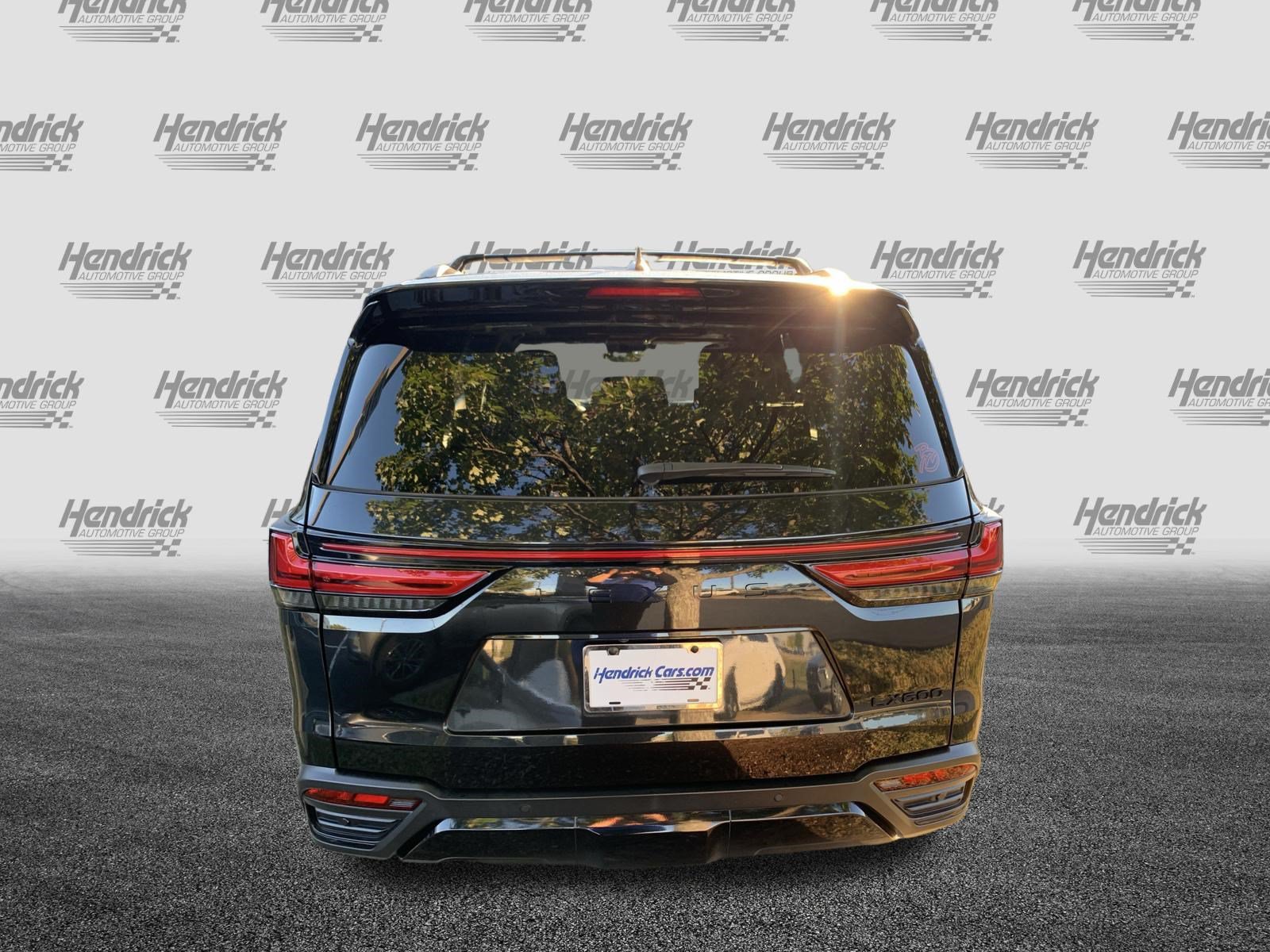 Used 2022 Lexus LX 600 4WD w/ Accessory Package (Z1) image 9