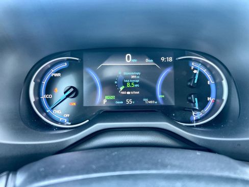 Used 2023 Toyota RAV4 XLE Premium image 19