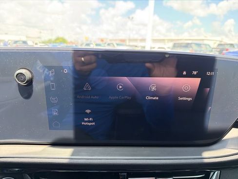 Used 2025 Buick Envista Avenir FWD image 12