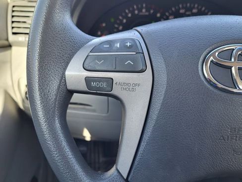 Used 2007 Toyota Camry LE image 26