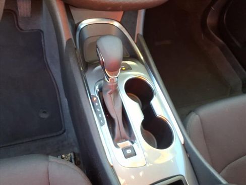 Used 2024 Chevrolet Malibu LT image 33