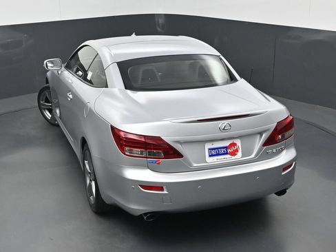 Used 2015 Lexus IS 250C w/ Navigation System Package RWD image 28