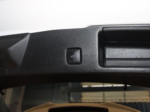 Used 2023 Ford Escape ST-Line w/ Tech Pack #1 AWD/4WD image 34