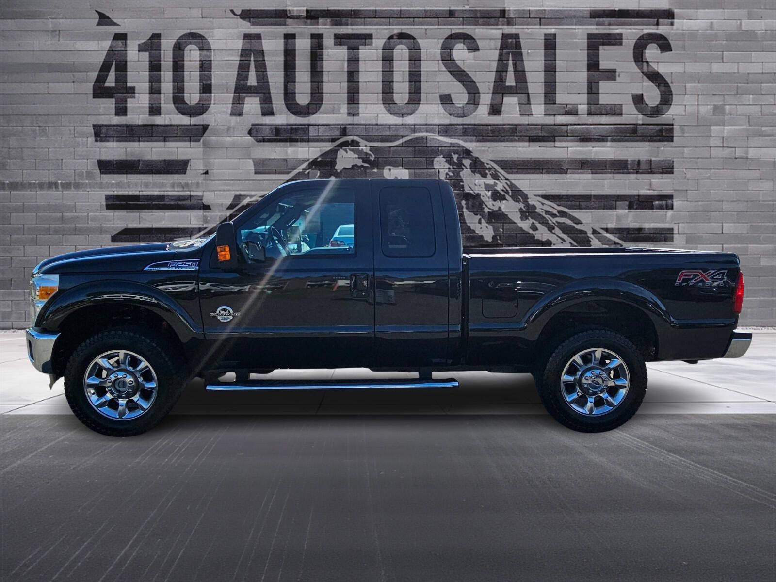 Used 2015 Ford F250 Lariat w/ Lariat Interior Package AWD/4WD image 7