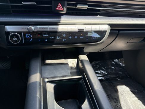 Used 2024 Hyundai Ioniq 6 SEL RWD image 13