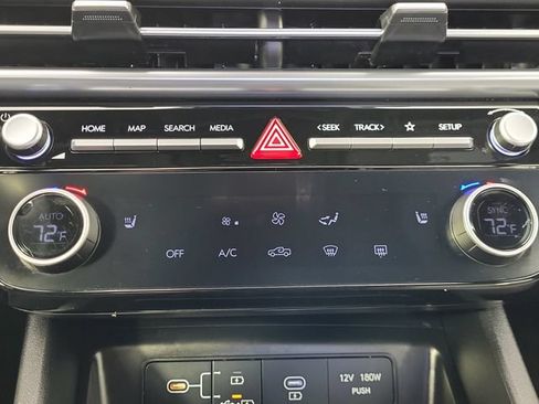 Used 2025 Hyundai Santa Cruz SEL AWD/4WD image 27