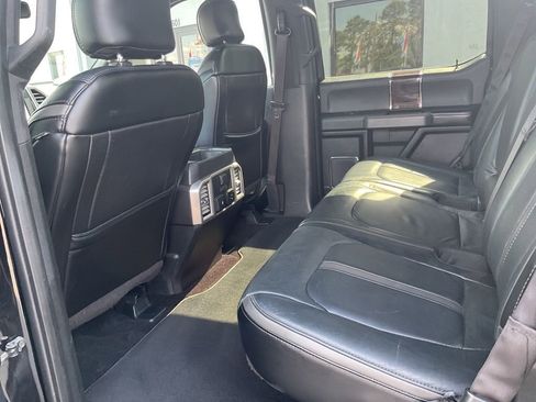 Used 2017 Ford F150 Platinum w/ Equipment Group 701A Luxury image 24