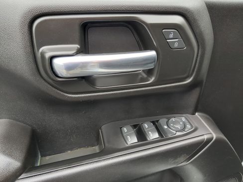 Used 2024 Chevrolet Silverado 1500 Custom AWD/4WD image 15