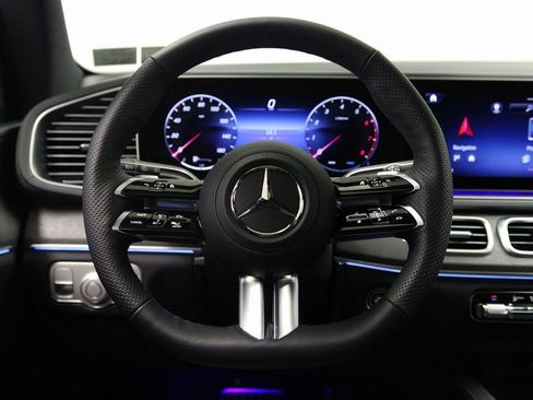 New 2026 Mercedes-Benz GLS 450 4MATIC image 9