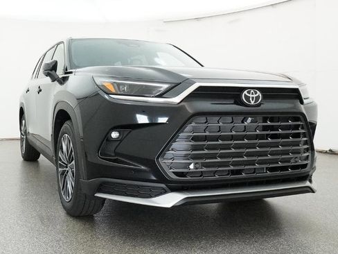 New 2026 Toyota Grand Highlander AWD Hybrid image 19