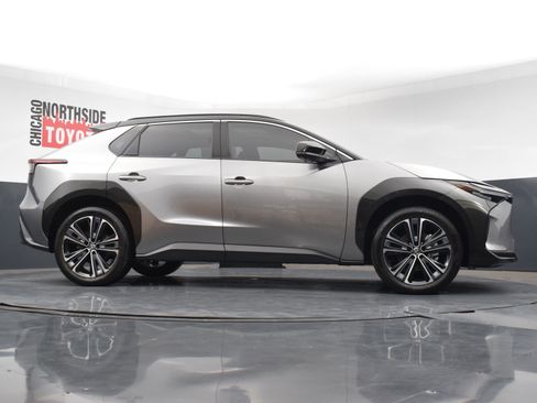 Used 2023 Toyota bZ4X Limited image 36