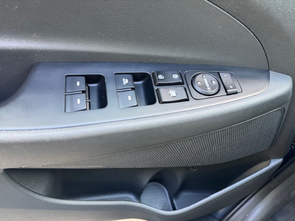 Used 2021 Hyundai Tucson Value AWD/4WD image 14
