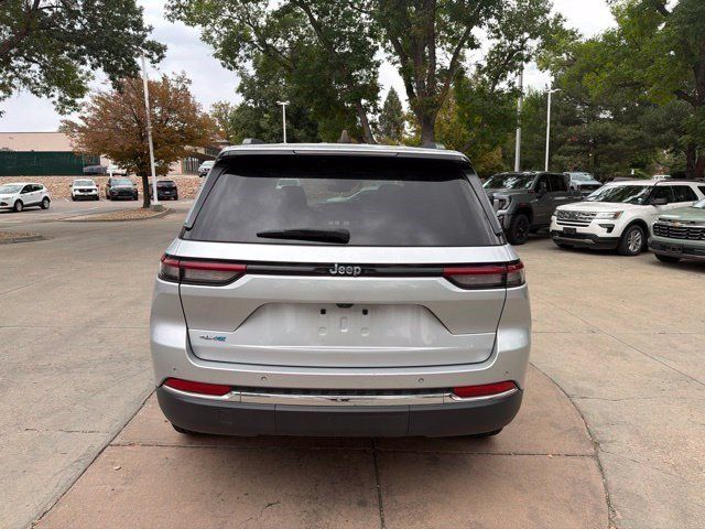 Used 2024 Jeep Grand Cherokee Limited 4xe AWD/4WD image 5