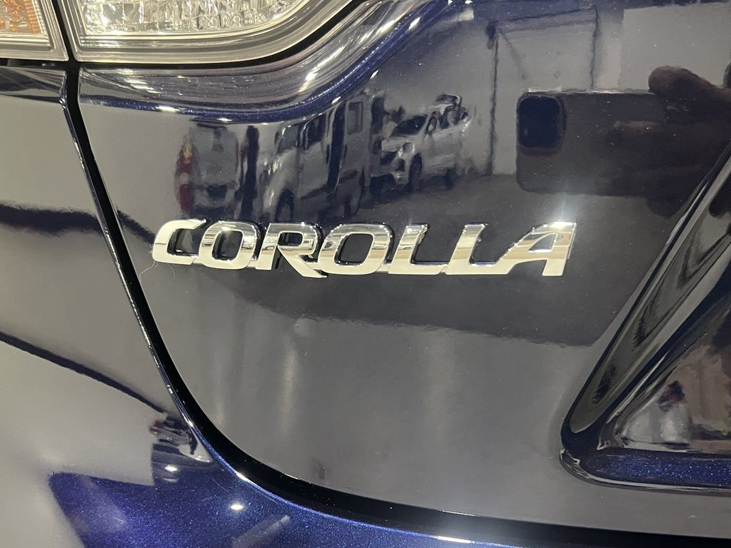 Used 2024 Toyota Corolla LE FWD image 34