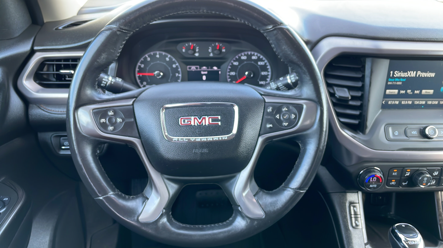 Used 2017 GMC Acadia SLE w/ Driver Alert Package I AWD/4WD image 9