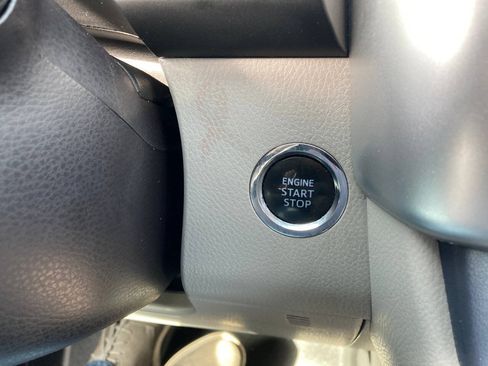 Used 2015 Toyota Highlander Limited AWD/4WD image 27