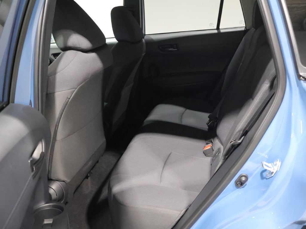 Used 2026 Toyota Corolla Cross LE AWD/4WD image 18