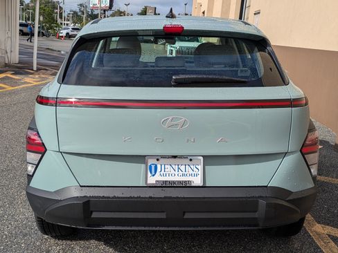 New 2026 Hyundai Kona SE image 6