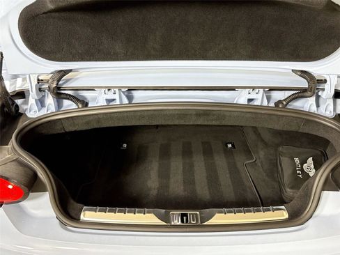 Used 2022 Bentley Continental GT Speed image 25