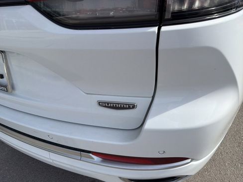 Used 2023 Jeep Grand Cherokee Summit image 20